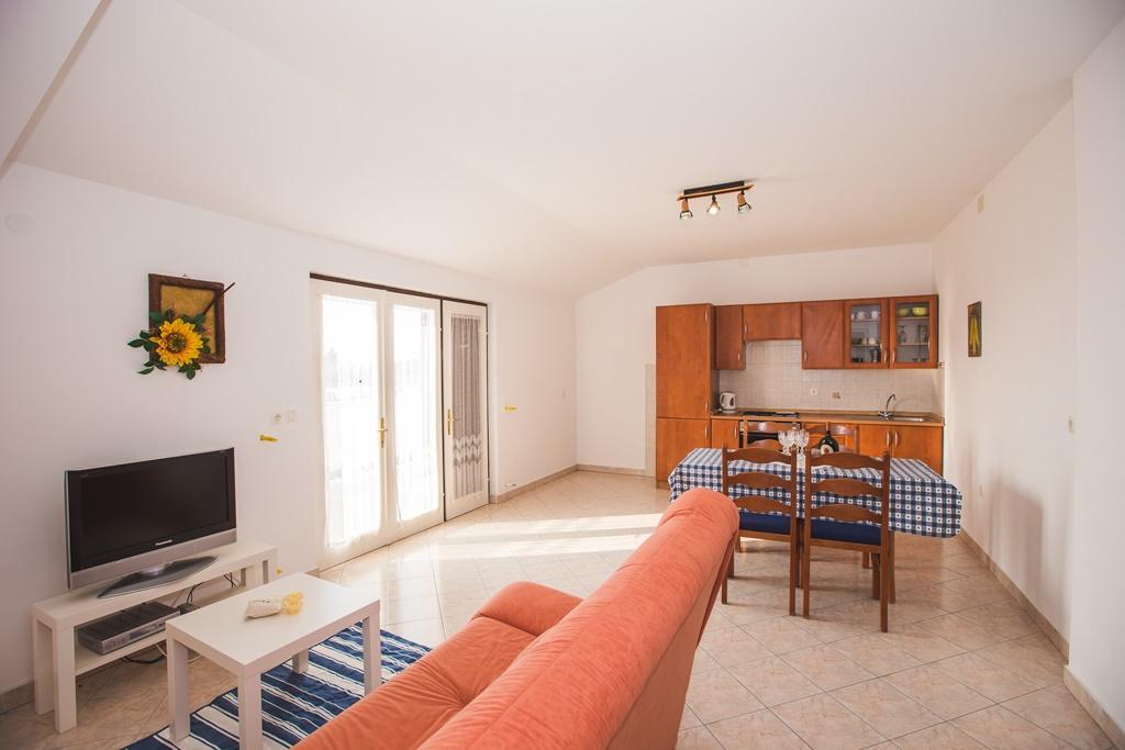 Apartments Renata Banjol Rum bild